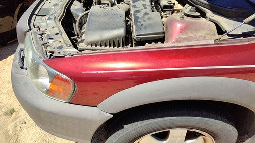 2001-2007 Volvo V70 Xc Driver Left Front Fender Oem Red 445 92035591