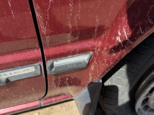 1985-1988 Nissan Maxima Passenger Right Moulding From Fender Oem Trim Strip