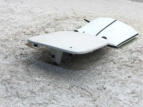 2005-2008 Suzuki Forenza Fuel Door Lid Gas Flap Oem White 6485085Z02