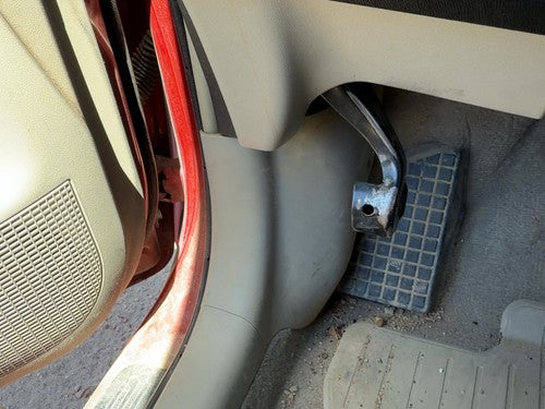 2006-2009 Toyota Prius Driver Left Lower Kick Trim Panel Oem Bisque Fe41