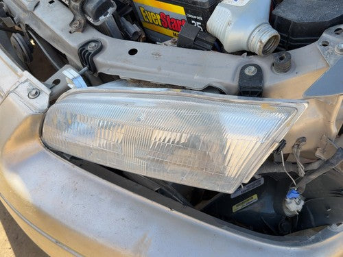 1997-2001 Toyota Camry Driver Left Head Light Front Lamp OEM 81150AA010