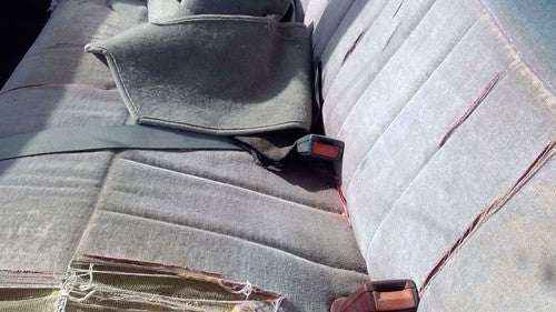 1988-1994 Gmc Sierra 2500 Passenger Right Front Seat Belt Buckle Receiver Oem