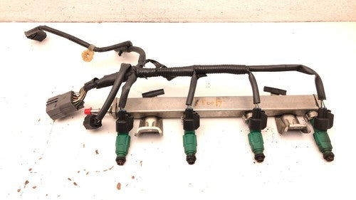 2004 05 Mazda 3 Complete Fuel Rail With Injectors Set With Wiring Harness 2.3L