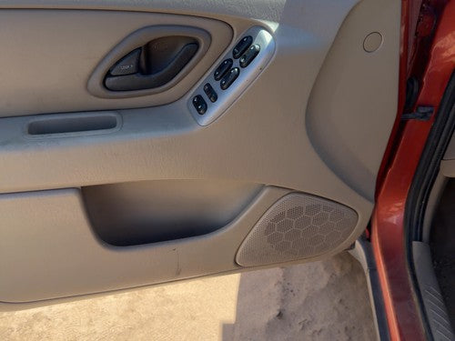 05-06 Escape Driver Left Front Door Trim Panel With Master Switch Pebble Tan Ah