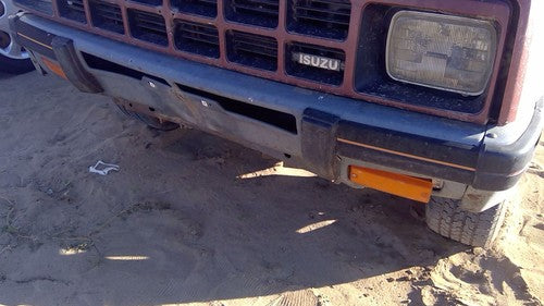 1986-1987 Isuzu Pup Pickup Front Bumper With Brackets Oem Chrome Bent Up