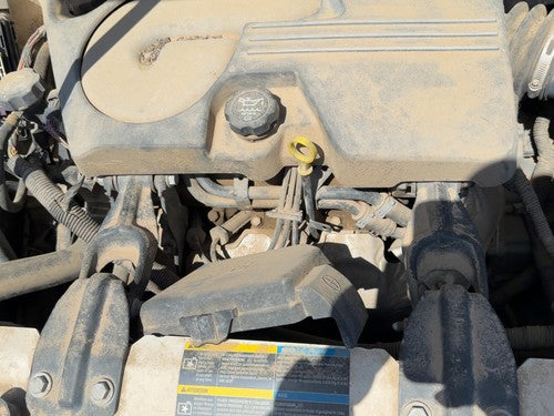 2006-2007 Chevy Monte Carlo Front Valve Cover Oem 3.9L 12591711
