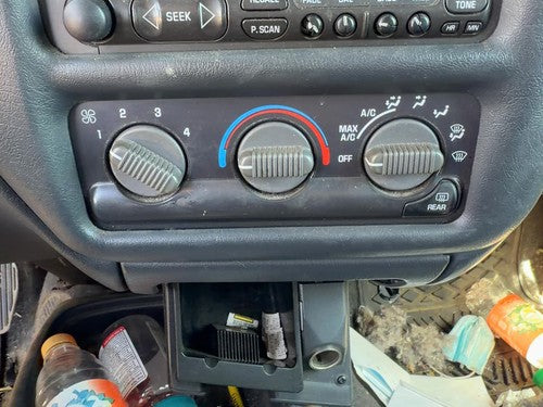 2001 Chevy S10 Blazer Temperature Control Module Heater AC Head Unit 15098966