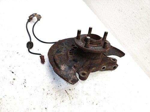 2003-2004 Subaru Legacy Driver Left Front Spindle Knuckle With Wheel Hub Oem
