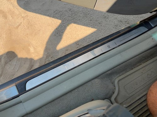 03-08 Fx45 Driver Left Lower Sill Step Moulding Trim Panel Oem Willow/Black S