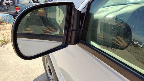 1999-2005 S10 Blazer Driver Left Side Mirror Door Mounted Oem 15105941