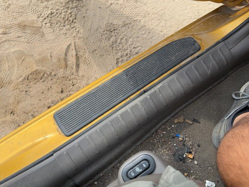 02 Pt Cruiser Driver Left Lower Sill Step Moulding Trim Panel Oem Taupe/Beige Fl