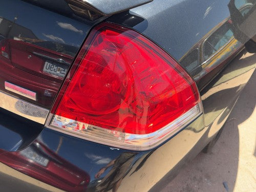 2006-2016 Chevy Impala Passenger Right Tail Light Brake Lamp Oem Rear 25971598