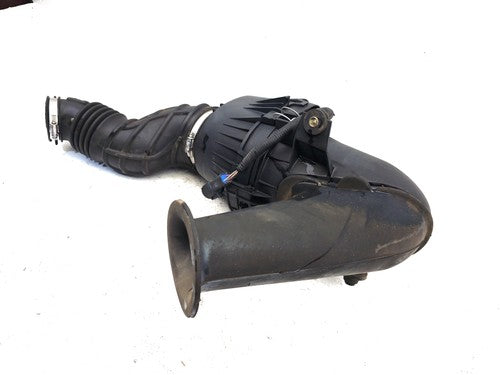 02-04 Mustang Complete Air Intake Cleaner Filter Box Housing With Tube Oem 3.8L