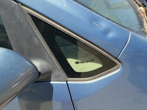 2004-2009 Toyota Prius Passenger Right Front Vent Window OEM