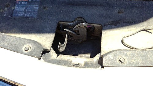 2008-2012 Chevy Malibu Hood Latch Assembly With Bracket Oem