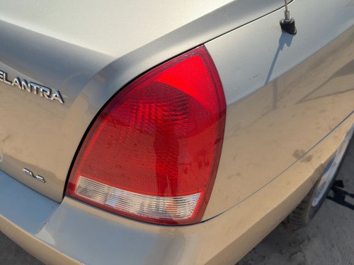 01-03 Elantra Passenger Right Outer Tail Light Brake Lamp Oem Rear Quarter Sedan