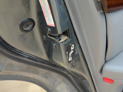 98-04 Seville Driver Left Rear Door Latch With Rods/Cables Oem Back With Cable