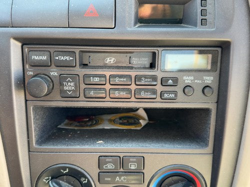 2001-2006 Hyundai Elantra Stock Radio Oem Factory Stereo Cd Player 961412D100Ax