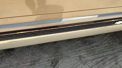 1995-2000 Silverado 2500 Passenger Right Front Moulding From Door Oem Trim Strip