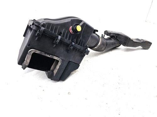11-16 F250 Complete Air Intake Cleaner Filter Box Housing With Tube 6.7L