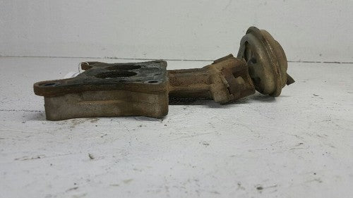 1977 Ford Thunderbird 5.8L Egr Valve Assembly With Throttle Body Spacer Oem