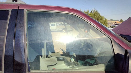 1997-2002 Ford Expedition Passenger Right Front Side Window Door Glass Oem