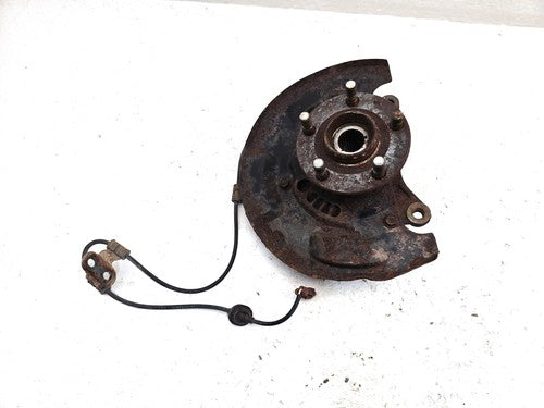 2003-2004 Subaru Legacy Driver Left Front Spindle Knuckle With Wheel Hub Oem