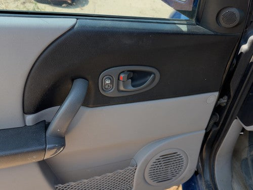 04-05 Saturn Vue Redline Driver Left Front Door Trim Panel With Switch Gray 17D