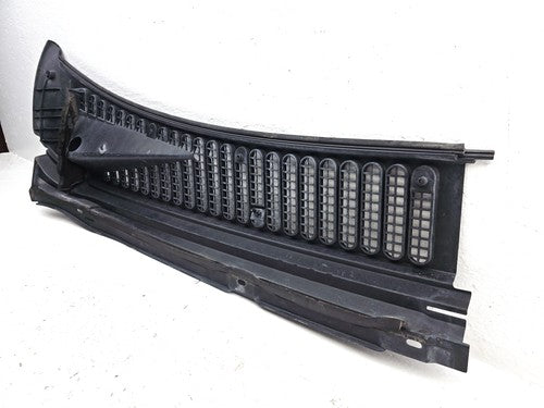 2000 Ford F250 F350 Super Duty Driver Left Cowl Vent Panel Screen Grille Oem