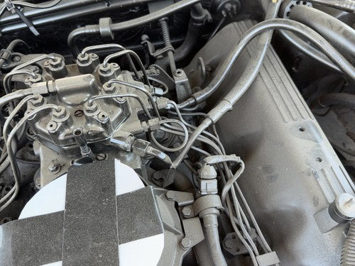 72-80 Mercedes 450SL 107 Complete Fuel Distributor with Injector Lines Set 4.5L