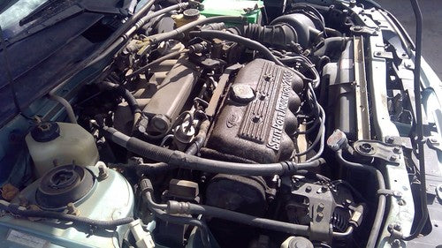 1997-2000 Ford Escort Upper Intake Manifold Assembly Plenum 2.0L Throttle Valve