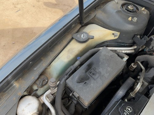 98-04 Seville Windshield Washer Fluid Reservoir With Pump Oem Wiper Tank