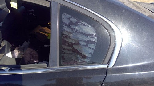 2008-2009 Pontiac G8 Driver Left Rear Vent Window Back Door Glass With Frame Oem