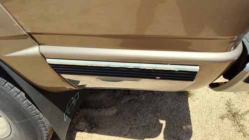 1995-1998 Silverado 2500 Driver Left Rear Moulding On Box Oem