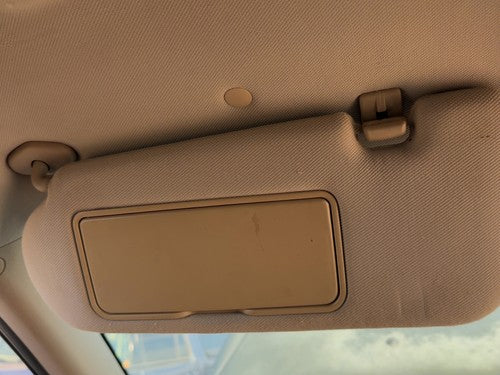 2005-2007 Kia Sorento Driver Left Sun Visor Oem Without Illumination Beige Fc