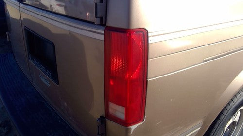 1985-2005 Chevy Astro Passenger Right Tail Light Oem Brake Lamp Rear 05978024