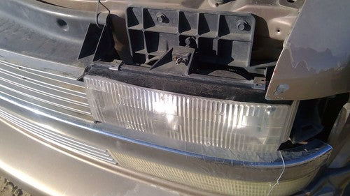 1995-2005 Chevy Astro Driver Left Head Light Oem Front Lamp With Bracket