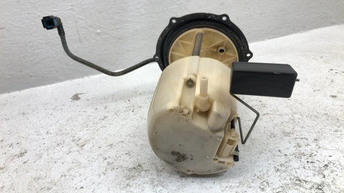2006-2009 Mitsubishi Galant Complete Fuel Pump With Sending Unit Gas Level 3.8L