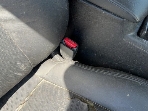 06-10 Infiniti M35X Passenger Right Front Seat Belt Buckle Receiver Oem Graphite