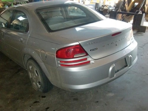2001-2006 Dodge Stratus Passenger Right Tail Light Sedan Brake Lamp Oem