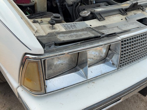 1985-1986 Oldsmobile 98 Complete Header Panel Assembly Oem White 22527190