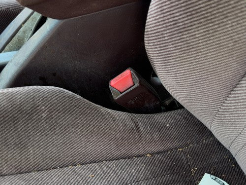 89 Honda Accord Lx Driver Left Front Seat Belt Buckle Receiver Oem Sedan Maroon