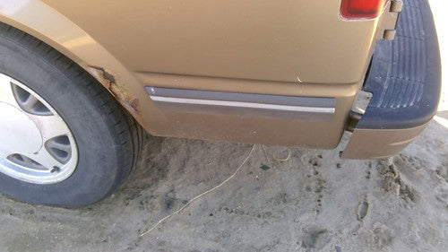 1995-2005 Chevy Astro Driver Left Rear Moulding On Quarter Panel Oem Brown