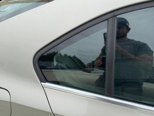 11-18 Vw Jetta Passenger Right Rear Vent Window Back Door Glass With Frame Oem