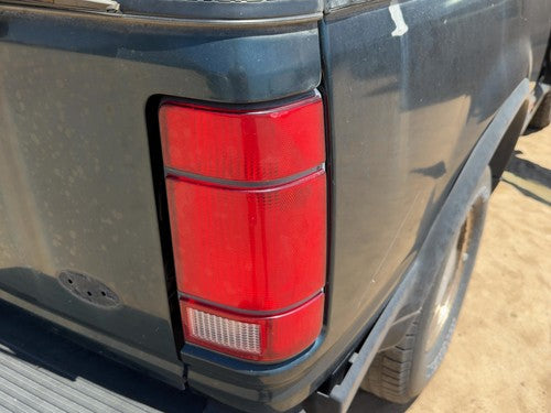 1991-1994 Ford Explorer 2 Dr Passenger Right Tail Light Brake Lamp Rear OEM