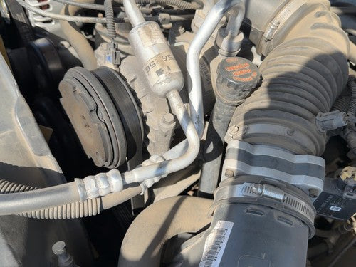 2002 Chevy S10 Blazer Power Steering Pump With Mount Bracket Oem 4.3L