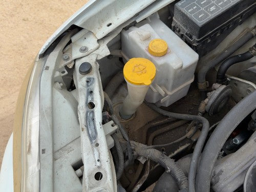 96-01 Infiniti I30 Windshield Washer Fluid Reservoir With Pump Oem Wiper Tank