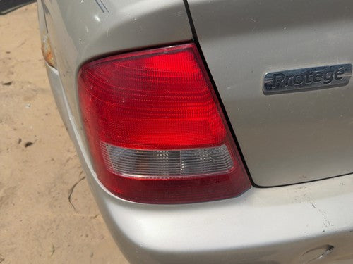 1999-2003 Mazda Protege Dx Driver Left Tail Light Brake Lamp Oem Rear Bl8D51160