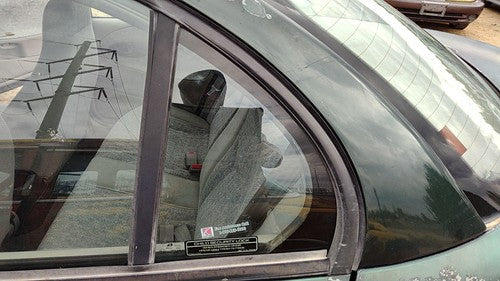 1996-2000 Saturn Sl1 Driver Left Rear Vent Window Back Door Glass With Frame Oem