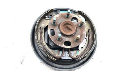 2003-2005 Chevy Cavalier Driver Left Rear Brake Backing Plate Assembly Oem